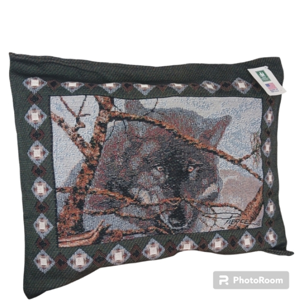 NWT Pillow Shams Home Decor Wall Bed 5 Avail Tapestry American Timber Wolf
